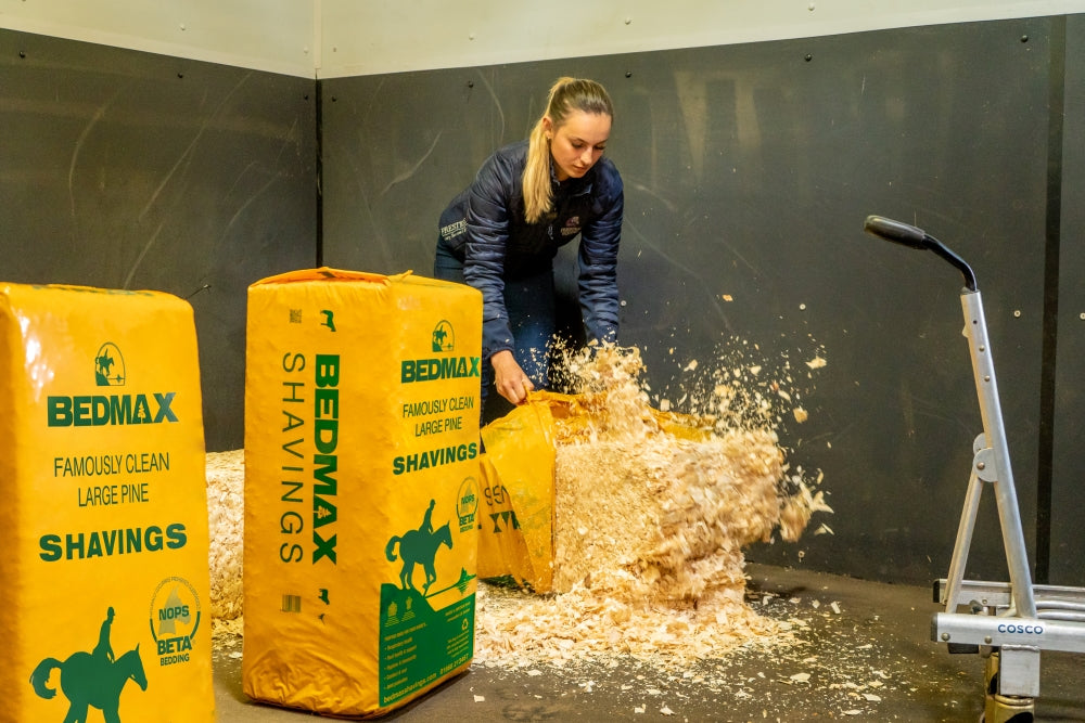 Horse-Bedding-Top-tips-to-reduce-your-costs Chestnut Mill