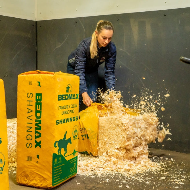 Horse-Bedding-Top-tips-to-reduce-your-costs Chestnut Mill
