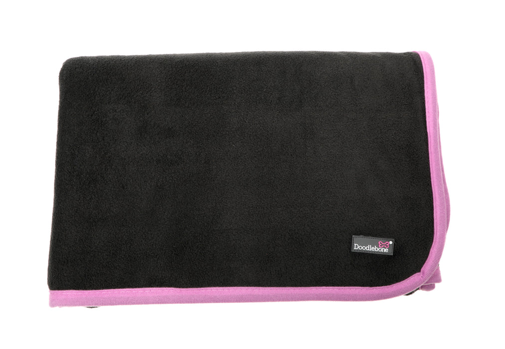 Doodlebone Dog Fleecy Blanket - Charcoal & Blush