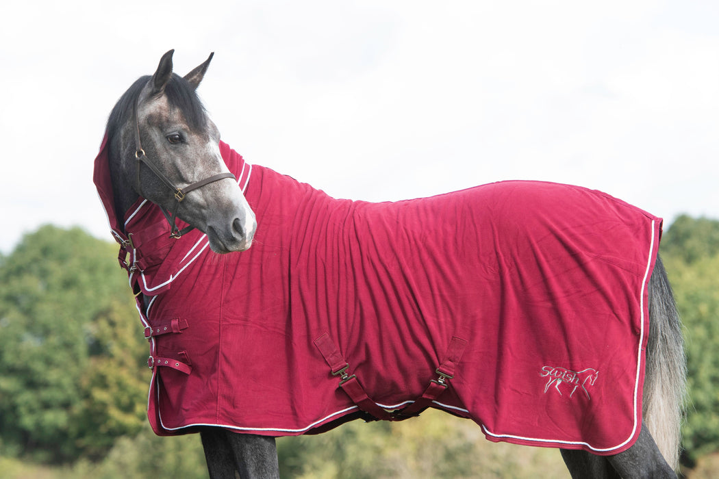 Swish Fixed-Neck Fleece Rug – Burgundy
