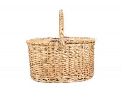 Buff Oval Willow Picnic Basket – product view 3