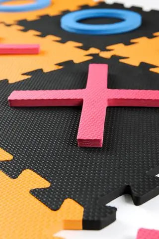 Giant Garden Noughts & Crosses - Chestnut Mill