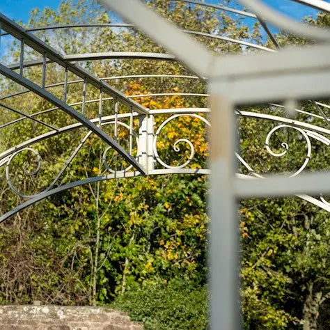 MARSEILLE GAZEBO - CREAM - Chestnut Mill