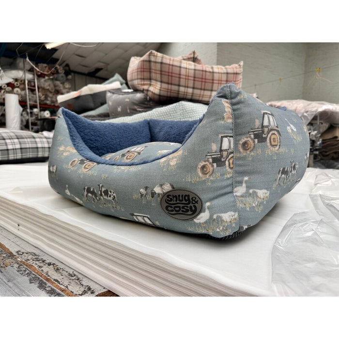 Snug & Cosy Farmyard Blue Reversible Rectangle Dog Bed – 64cm