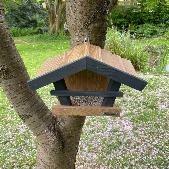 Stylish Hanging Bird Feeder