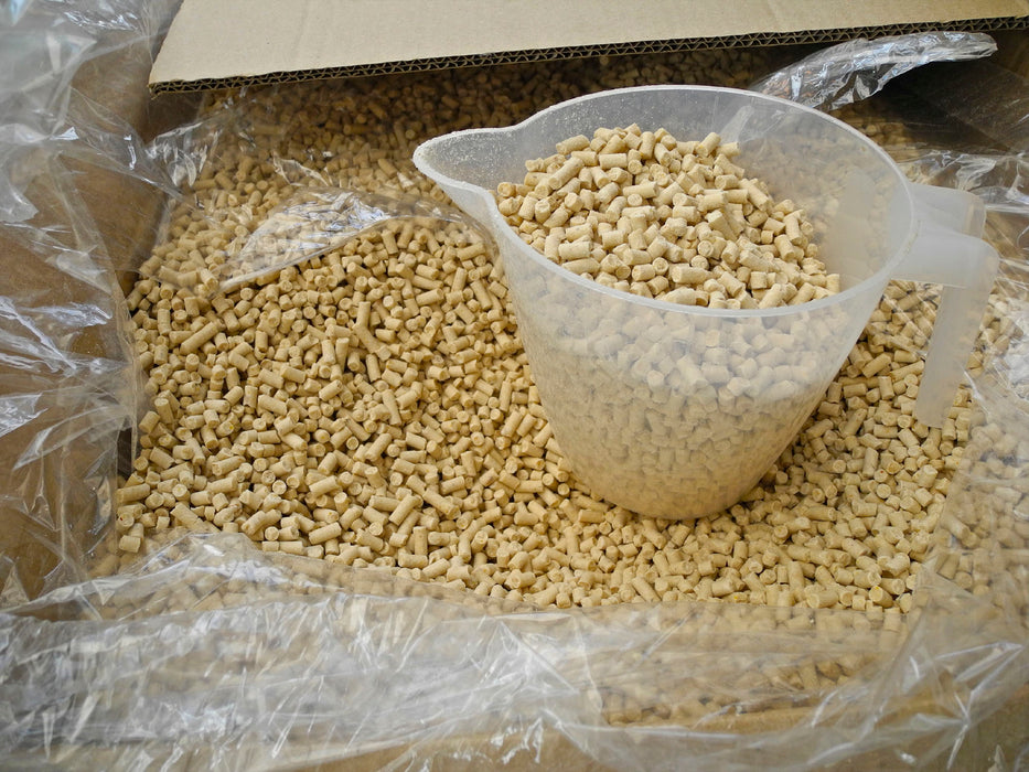 Dawn Chorus Sunflower Hearts Suet Pellets 12.6kg – product image 1