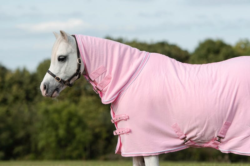Swish Fixed-Neck Fleece Rug – Baby Pink