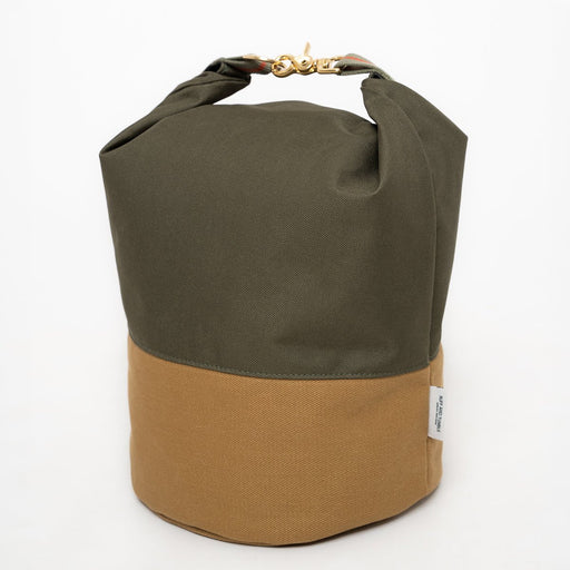 Ruff & Tumble Roll-Top Kibble Travel Bag in Olive