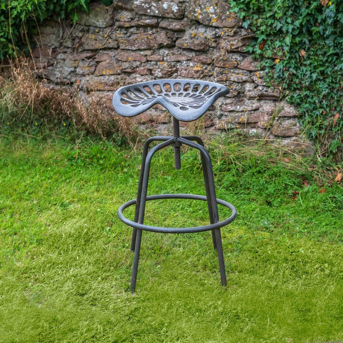Ascalon Tractor Metal Garden Stool – Rustic Iron