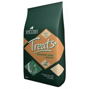 Spillers Treats M Herb & Biotin 8x1kg  - Outer     