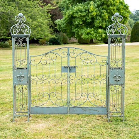 VINTAGE GATES - Antiqued